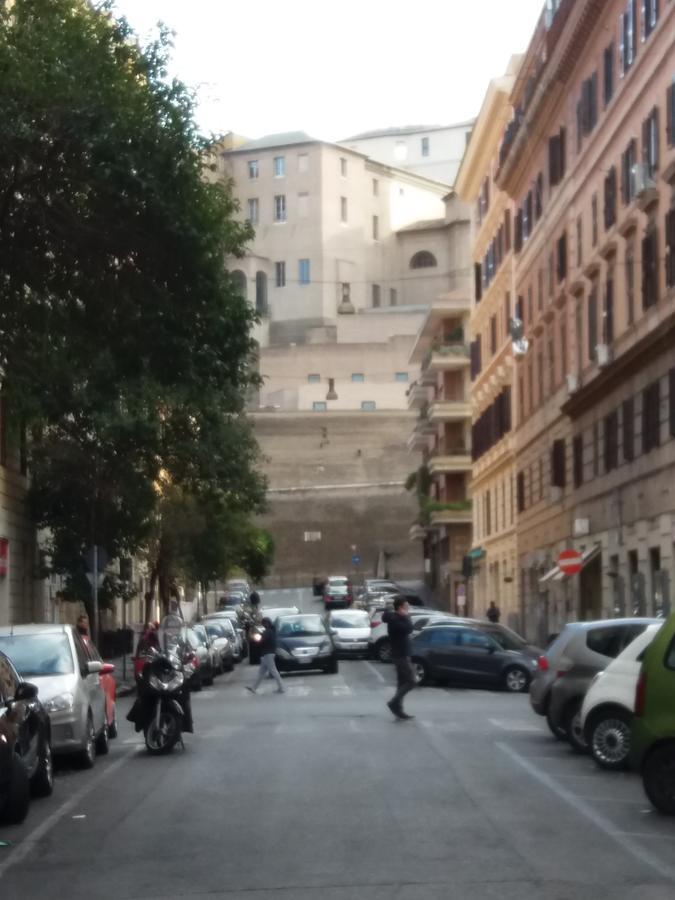 Sylvia Stylish Vatican Apartment روما المظهر الخارجي الصورة